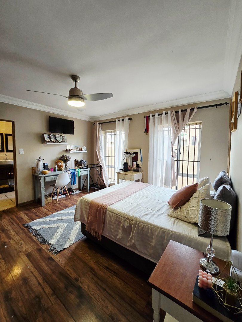 3 Bedroom Property for Sale in Wilkoppies North West